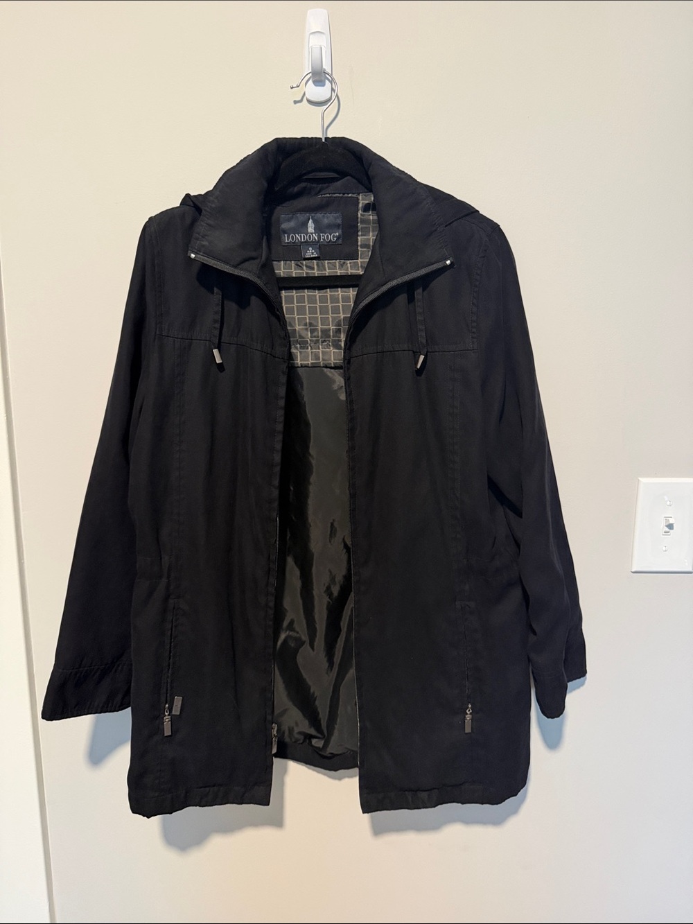 London Fog women’s Black Lightweight Hooded Jacket - small